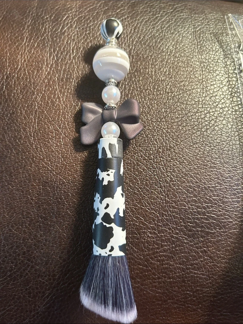 💄🐄 NWOT Black&White, Cow Print Hand-Crafted Set of 5 Makeup Brushes 💄